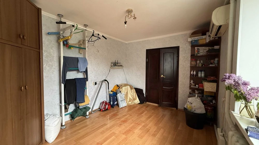Будинок з Держактом  на Слободці  вул.Агрономічна