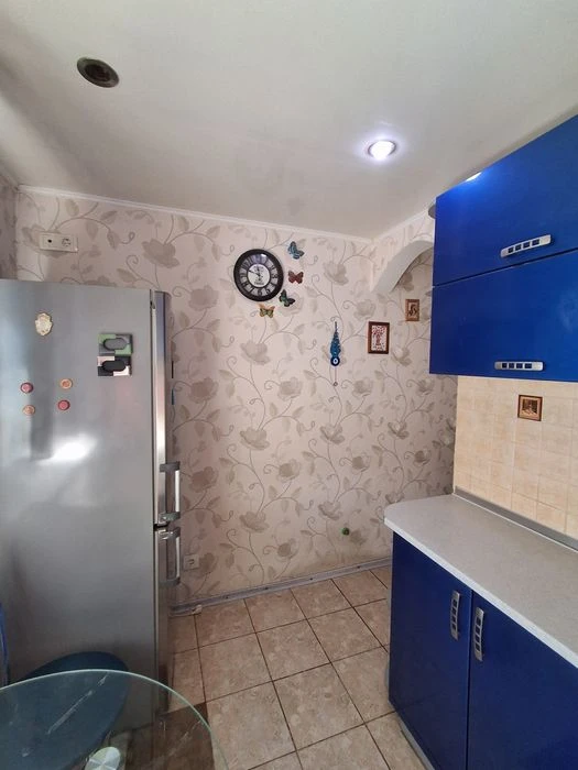 Продажа 2к квартиры Космос.