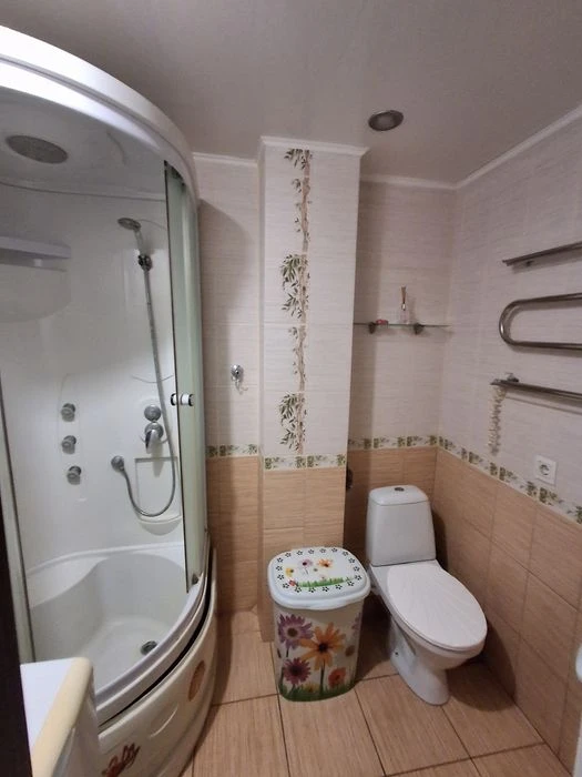 Продажа 2к квартиры Космос.
