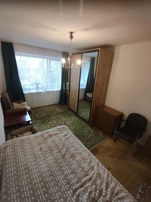 2 кімнатна квартира, в. Грушевського