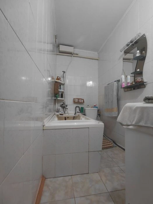 продаж 3к квартири будинку з гаражем