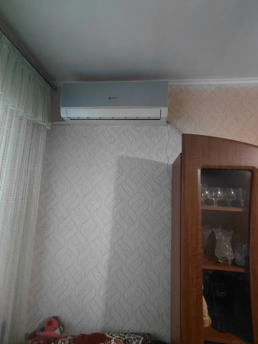 продаж 3к квартири будинку з гаражем