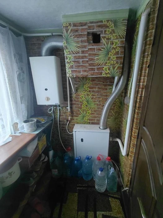 продаж 3к квартири будинку з гаражем