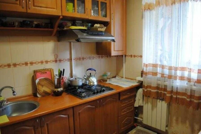 Продається 1 к.кв. покращеного планування  вул. Гв.Широнінці