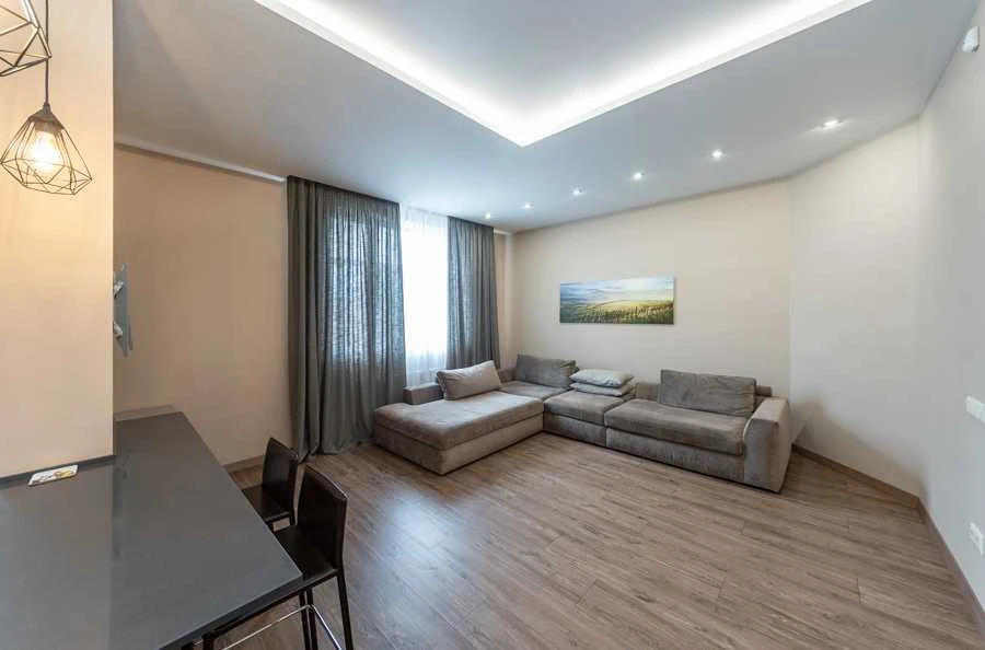 Аренда 1-комнатной квартиры 84 м², Василия Тютюнника ул., 51