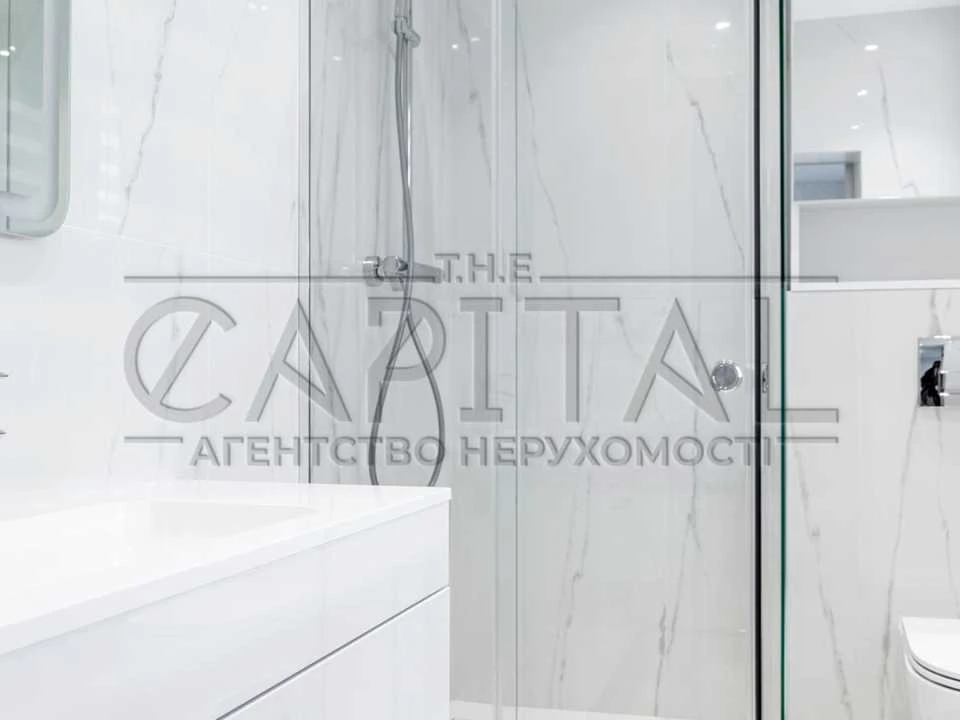 Будинок. Київ, Осіння вул.