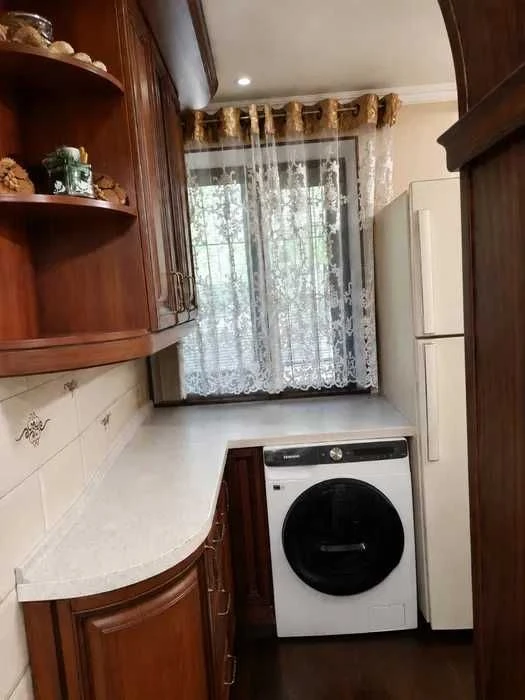 Продам чудову простору квартиру для родини, р-н Площі Перемо