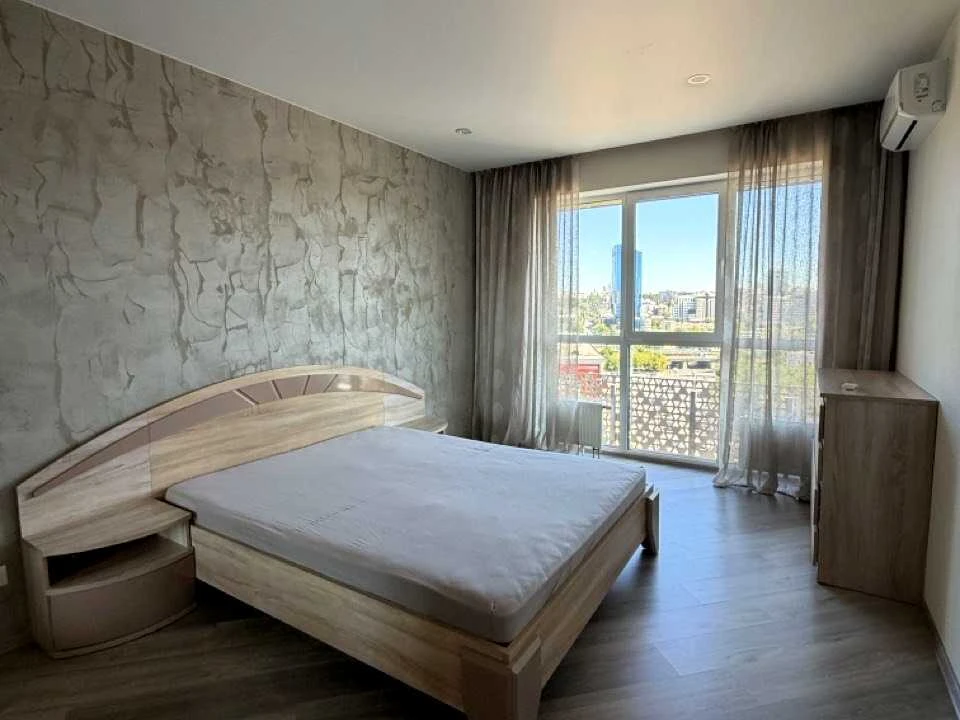 Apartment. Kyiv, Metropolitan Vasyl Lypkivsky St. (Urytsk