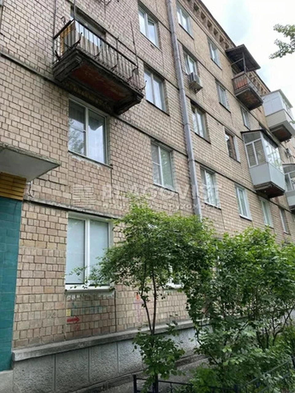 Продаж Квартира Першотравневий Масив