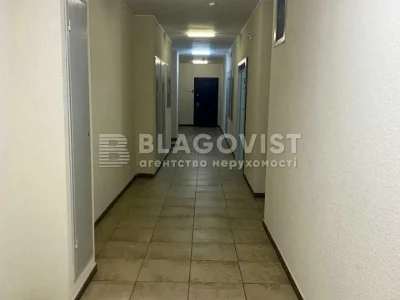 Квартира. Київ, Воскресенська вул.