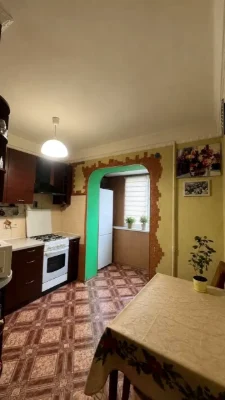 Apartment for sale 1-room. 35.4 m² 6/9 floor.