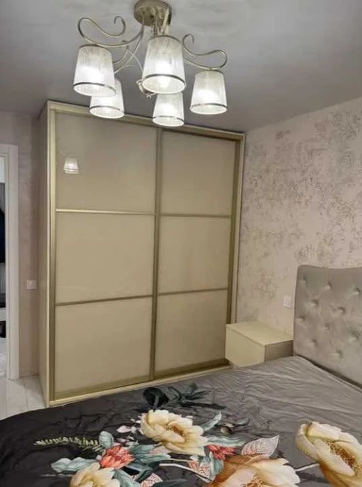 Продаж 2-кімнатної квартири пр. Лушпи (забудовник НОТЕХС)