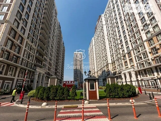 Продаж кімнати 41.1 кв. м на вул. Михайла Максимовича 28Е •