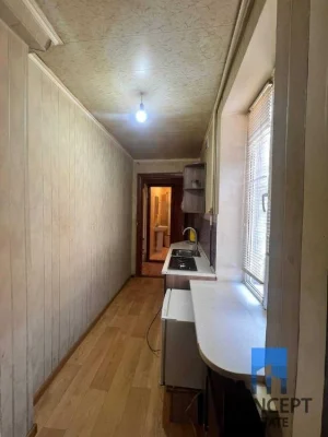 Продам 1 ком. квартиру ул. Светлова 27  Центр