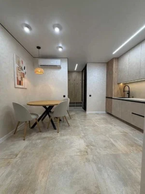 Продам 2 комн. квартиру 49 м² новострой с ремонтом газ Даффи