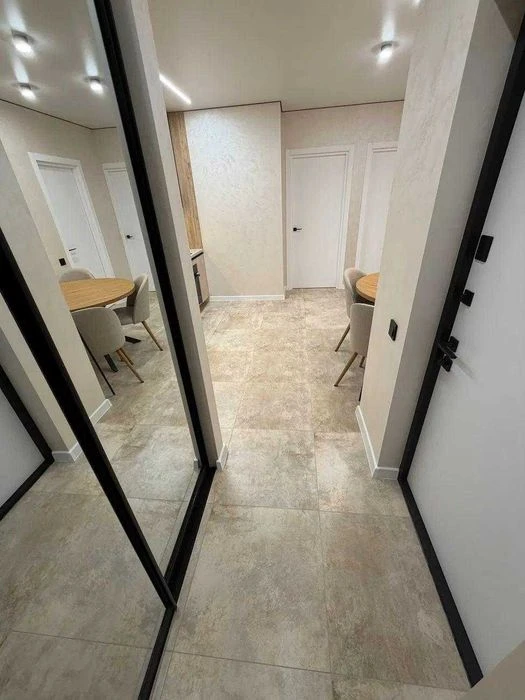 Продам 2 комн. квартиру 49 м² новострой с ремонтом газ Даффи