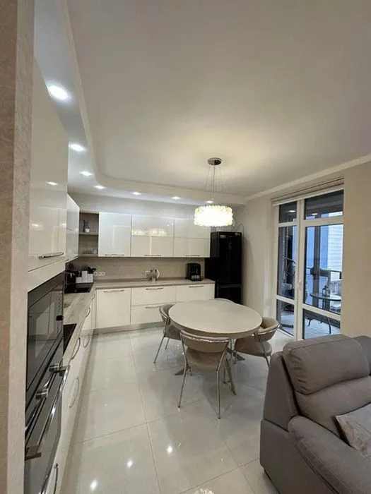 Продам 3-комн квартиру в районе Клары Цеткин ул.