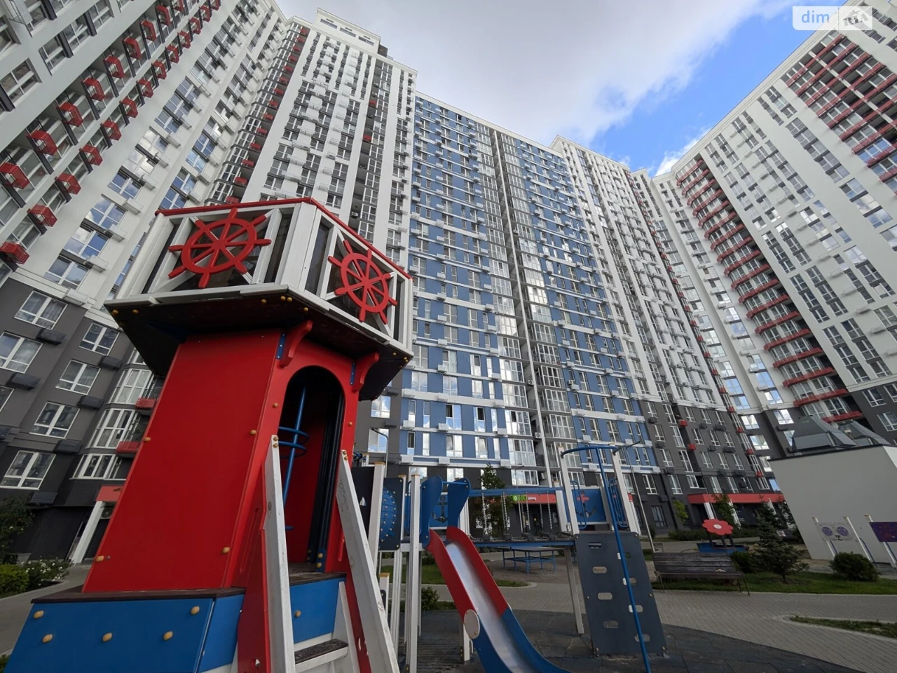 Продаж Квартира Дарницький