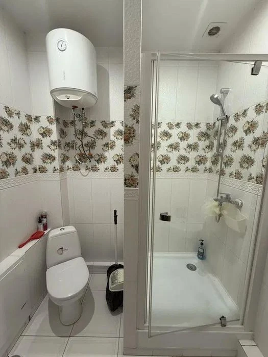 Продам 3-комн квартиру в районе Кирова просп.