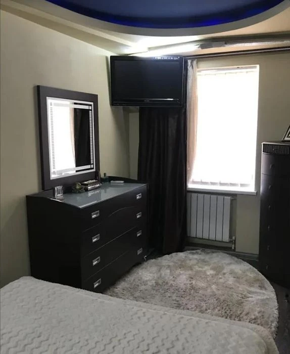 Продам 3-комн квартиру в районе Карла Маркса просп.