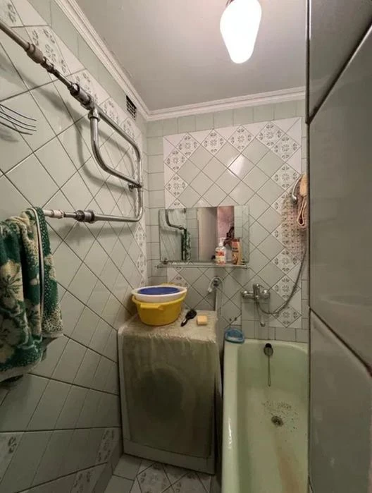 Продам 3-комн квартиру в районе Гончара Олеся ул.
