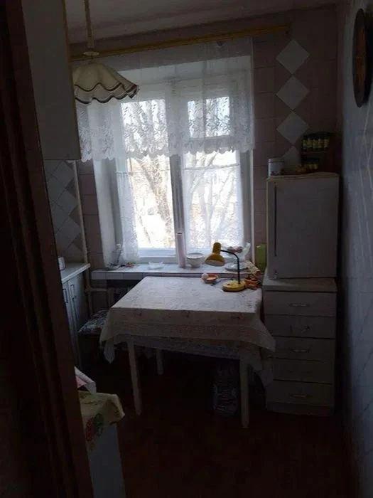 Продам 3-комн квартиру в районе Новоорловская ул.