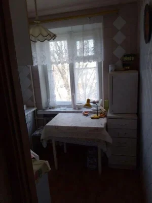 Продам 3-комн квартиру в районе Новоорловская ул.