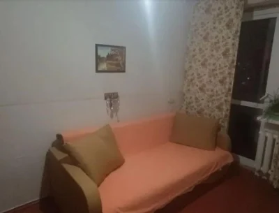 Продам 2-комн квартиру в районе Свердлова ул.