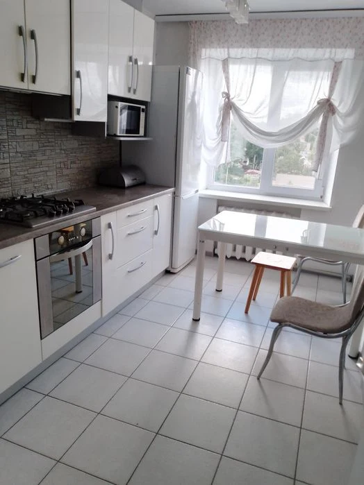 Продаж 4 кв 12 Квартал, TERRA, Varus, пр. Богдана Хмельницьк