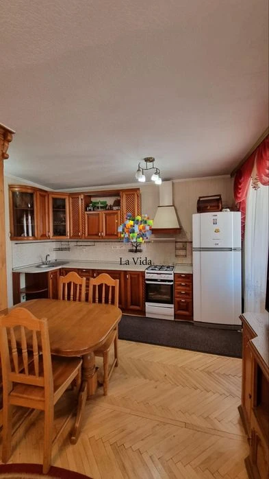 Без комісії/Продаж 3-к з ремонтом, метро Шулявська, Машинобу
