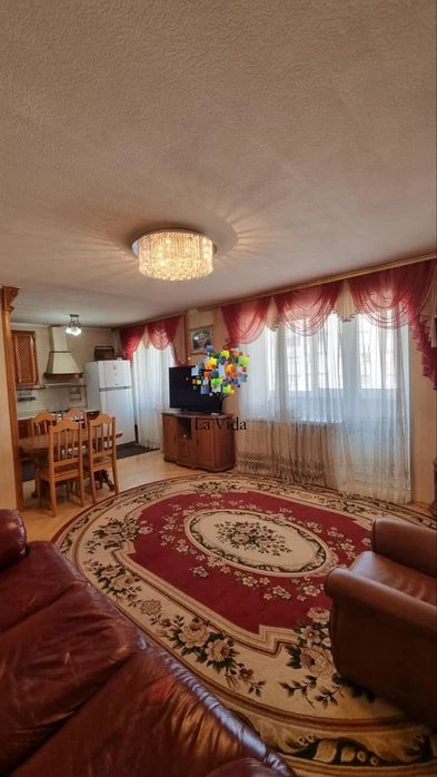 Без комісії/Продаж 3-к з ремонтом, метро Шулявська, Машинобу