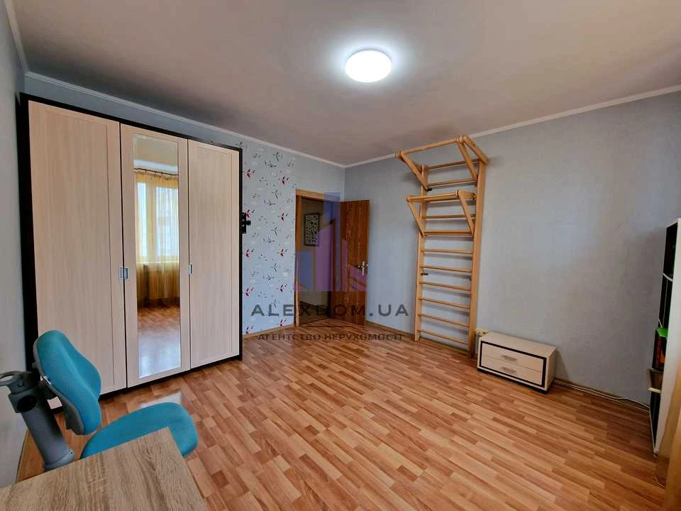 Квартира. Київ, Здолбунівська вул.