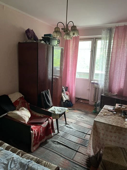 Продам 3 х кімнатну квартиру Центр