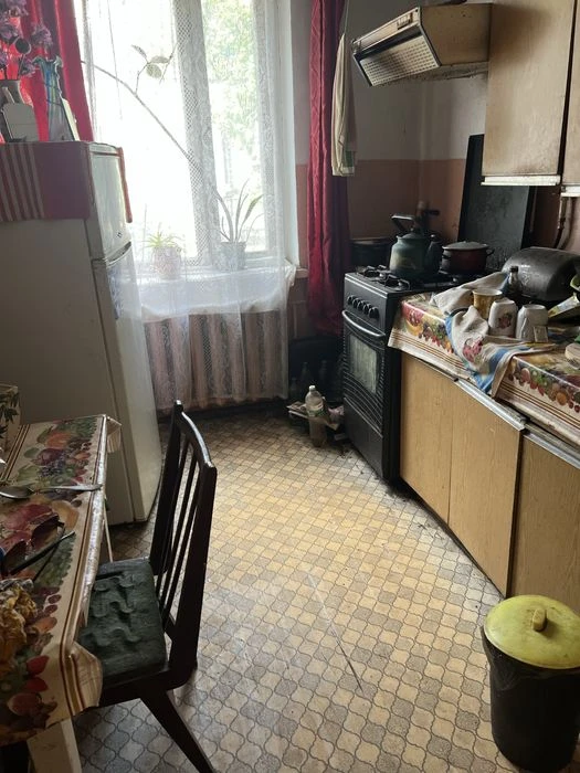 Продам 3 х кімнатну квартиру Центр