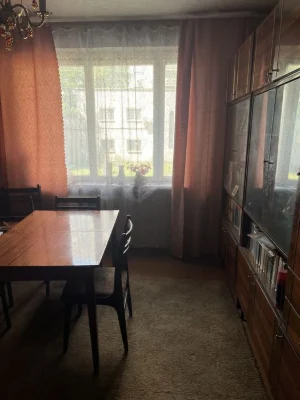 Продам 3 х кімнатну квартиру Центр