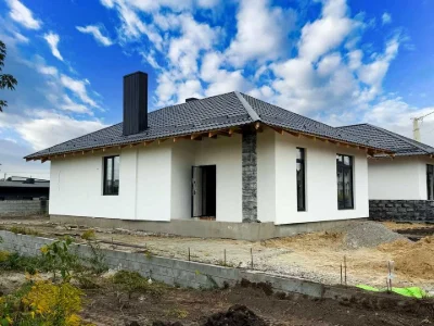 Будинок. Рівне, райський сад