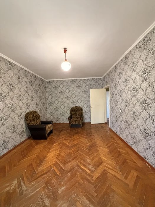 3-кімнатна, обкомівський будинок за Прогресом