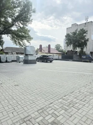 Міцний, зданий, центр 85м2, Чернігів