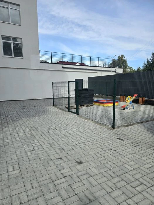 Міцний, зданий, центр 85м2, Чернігів