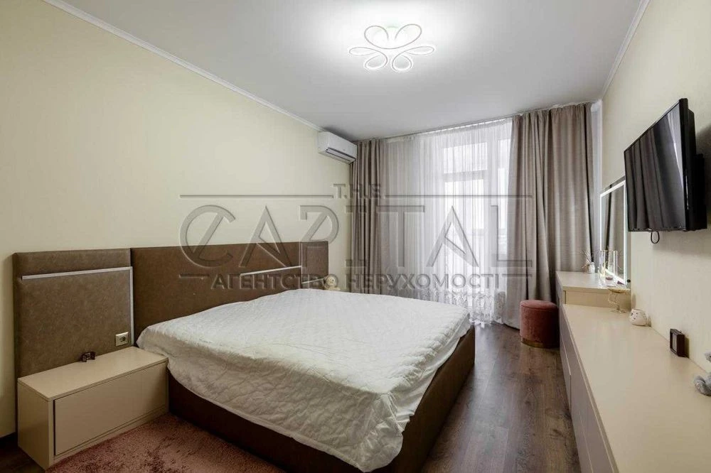 For sale 2-room 73.3 m² apartment in the Teremky residential complex, Akademika Z street