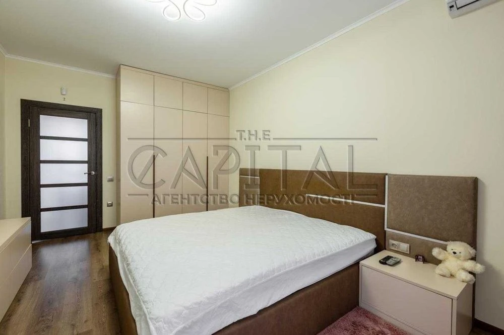 For sale 2-room 73.3 m² apartment in the Teremky residential complex, Akademika Z street