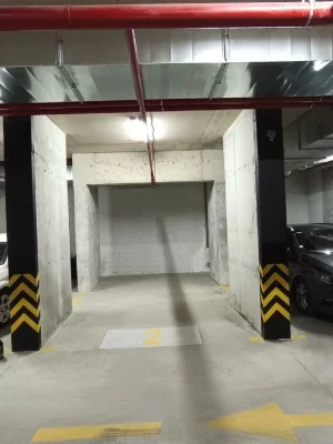 Паркомісце (оренда) в ЖК Щасливий, 16 кв.м., на Тракт Глинян