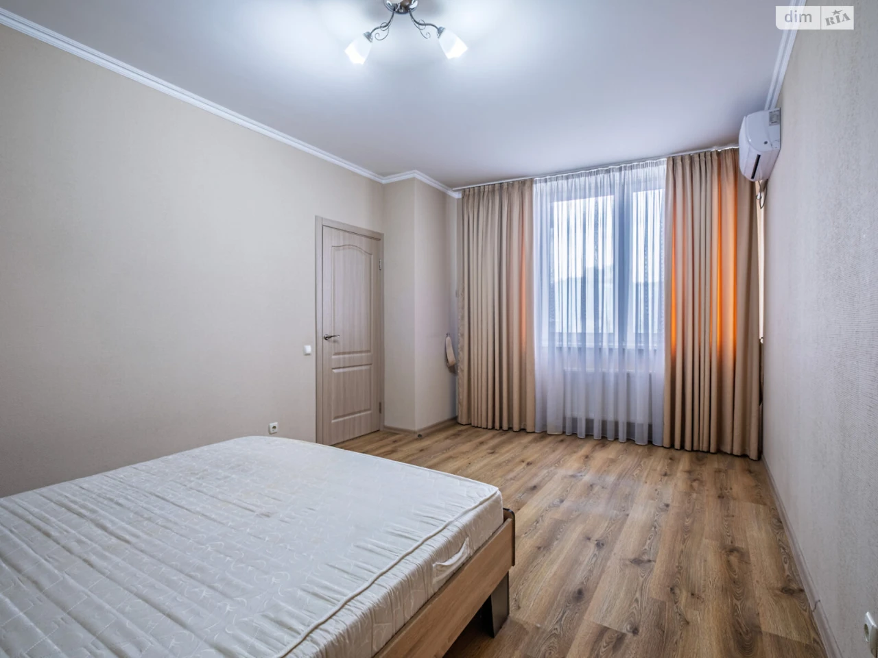 Продаж Квартира Сирець