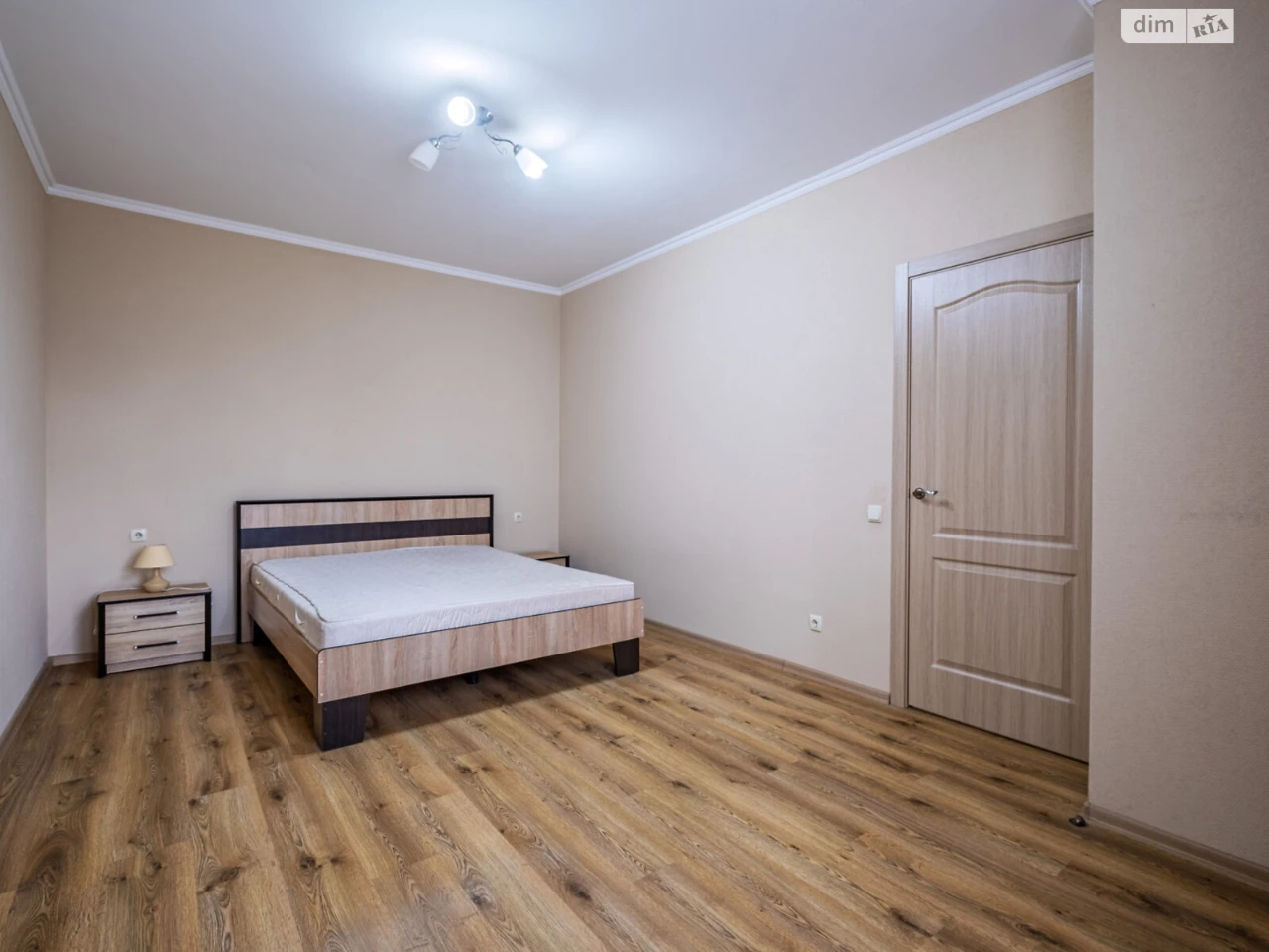 Продаж Квартира Сирець