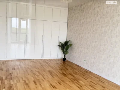Продаж Квартира Центр