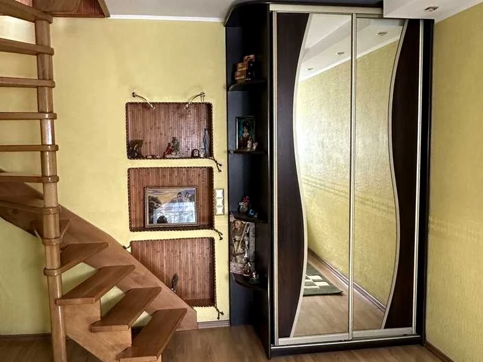 Квартира. Львів, Костя Левицького вул. ()