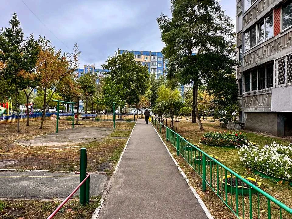 Квартира. Київ, Червоної Калини просп. (Володимира Маяковськ