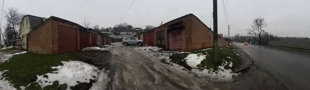 Гараж кирпичний в центре
