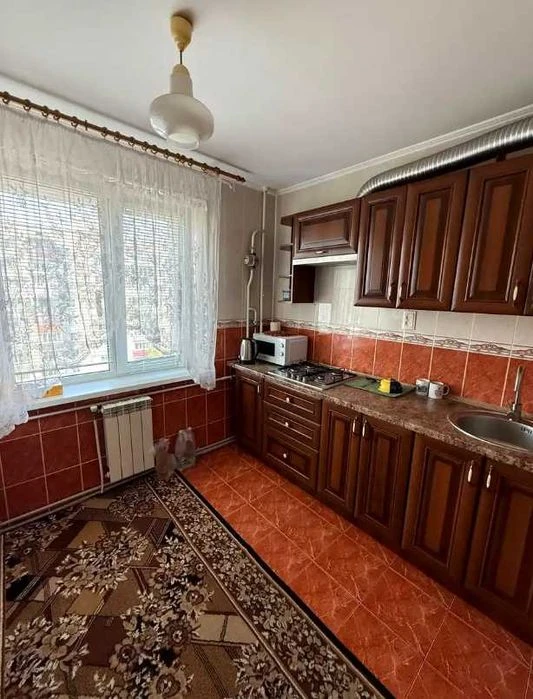 Продаж 1к квартири Виставка вул. Проспект Миру