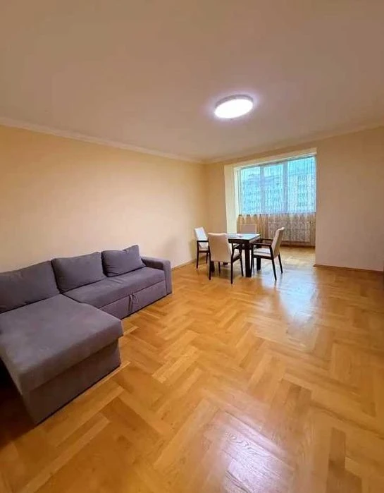 Продаж 1к квартири Виставка вул. Проспект Миру